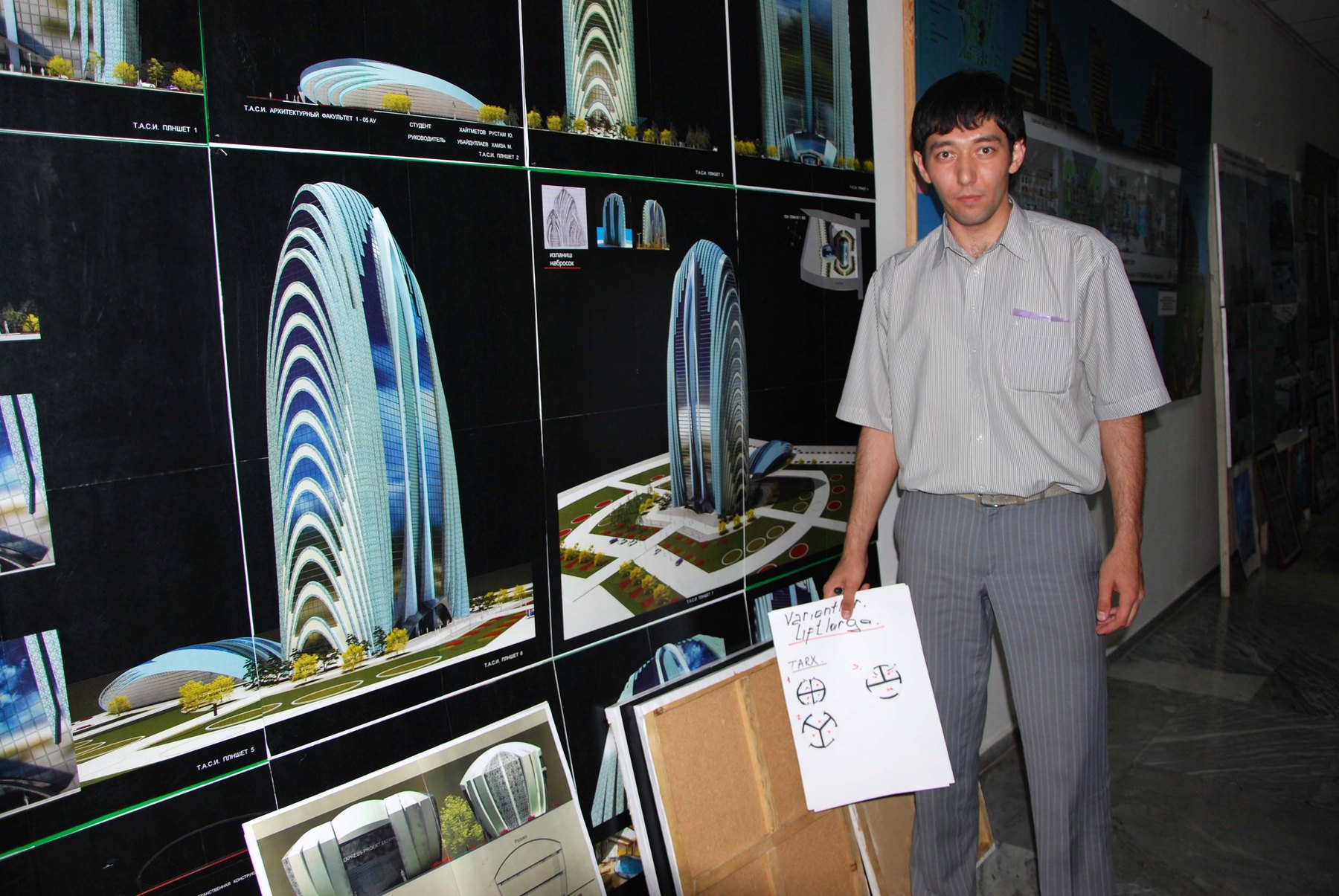 Presenting the tower model at the expo stand